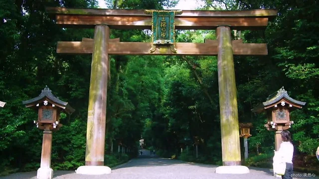 大神神社（鳥居）